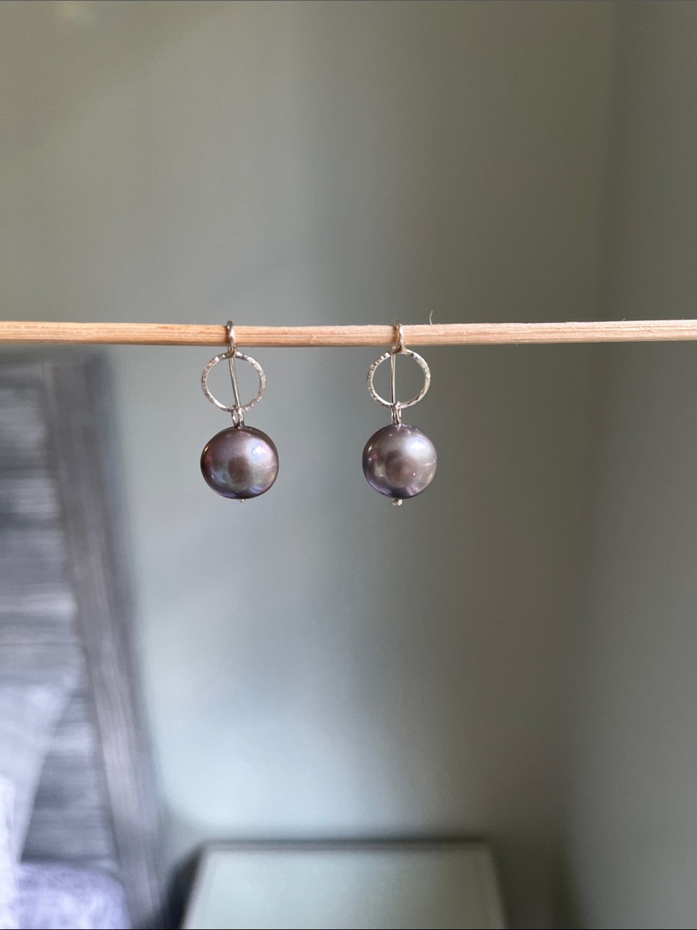 Dark Iridescent Pearls in Sterling Silver Earrings - Picture 3 of 7